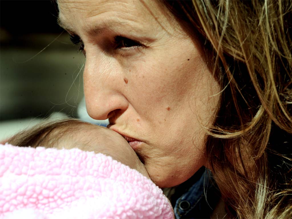 MOTHER-KISS