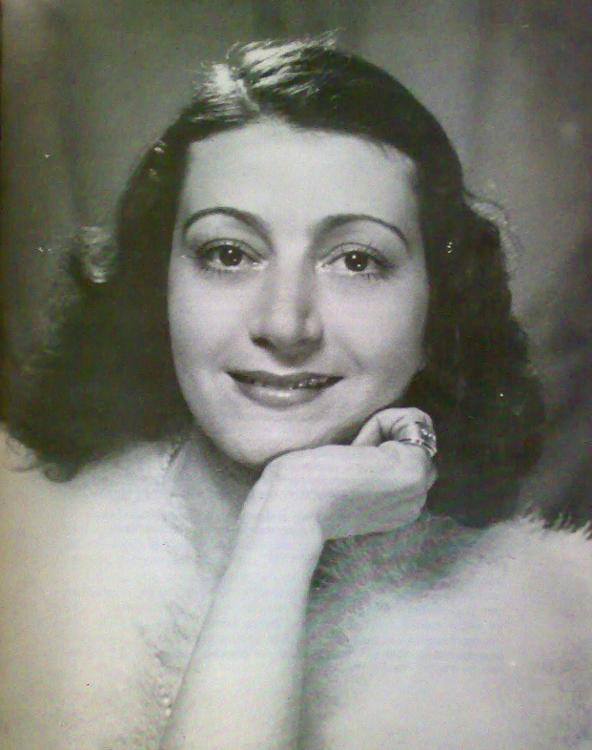 eleni_3.jpg