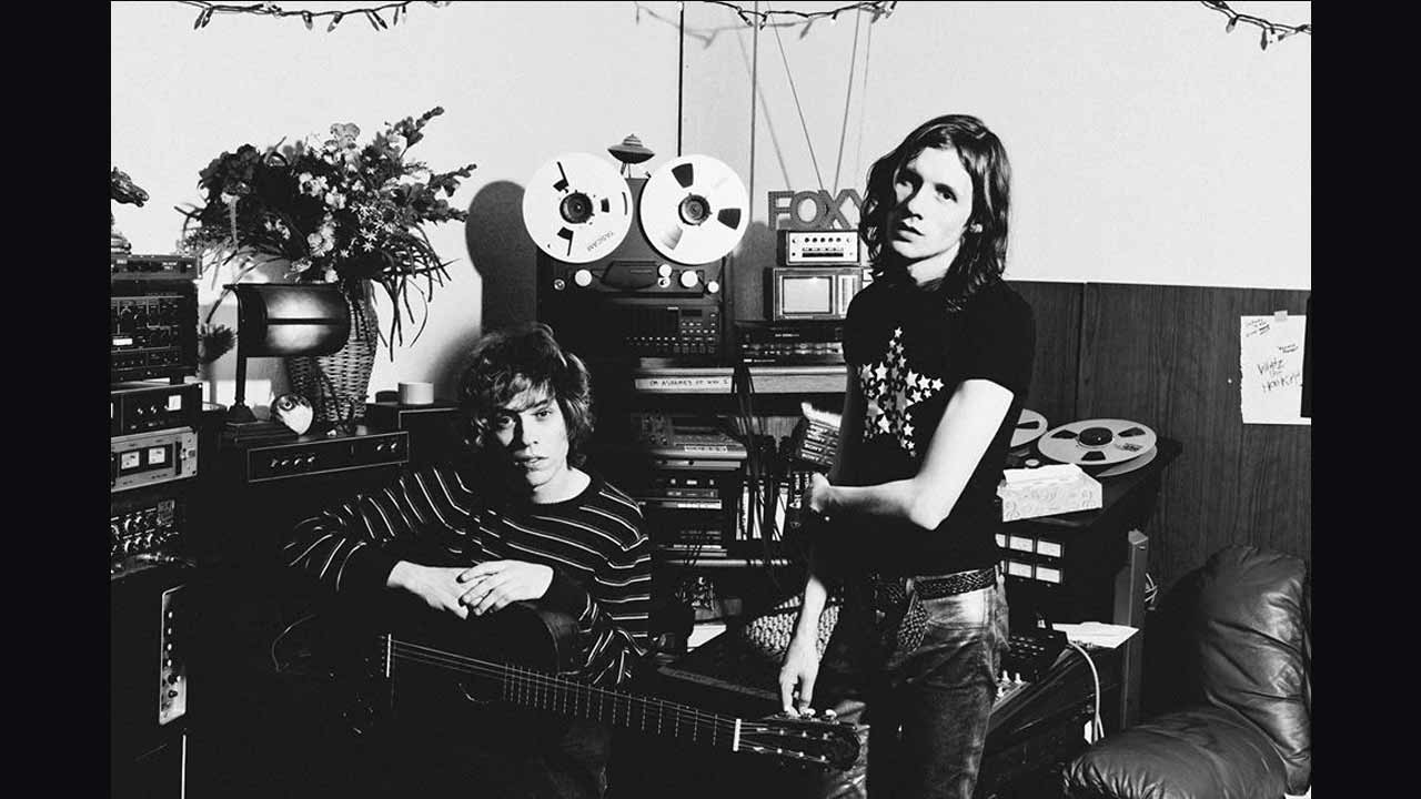 FOXYGEN – FOLLOW THE LEADER