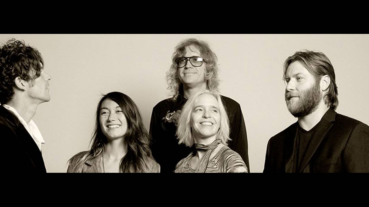 THE BESNARD LAKES – LAURA LEE
