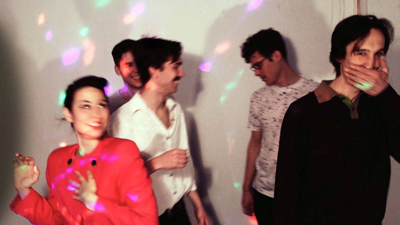 PAVO PAVO– RUBY (LET’S BUY THE BIKE)