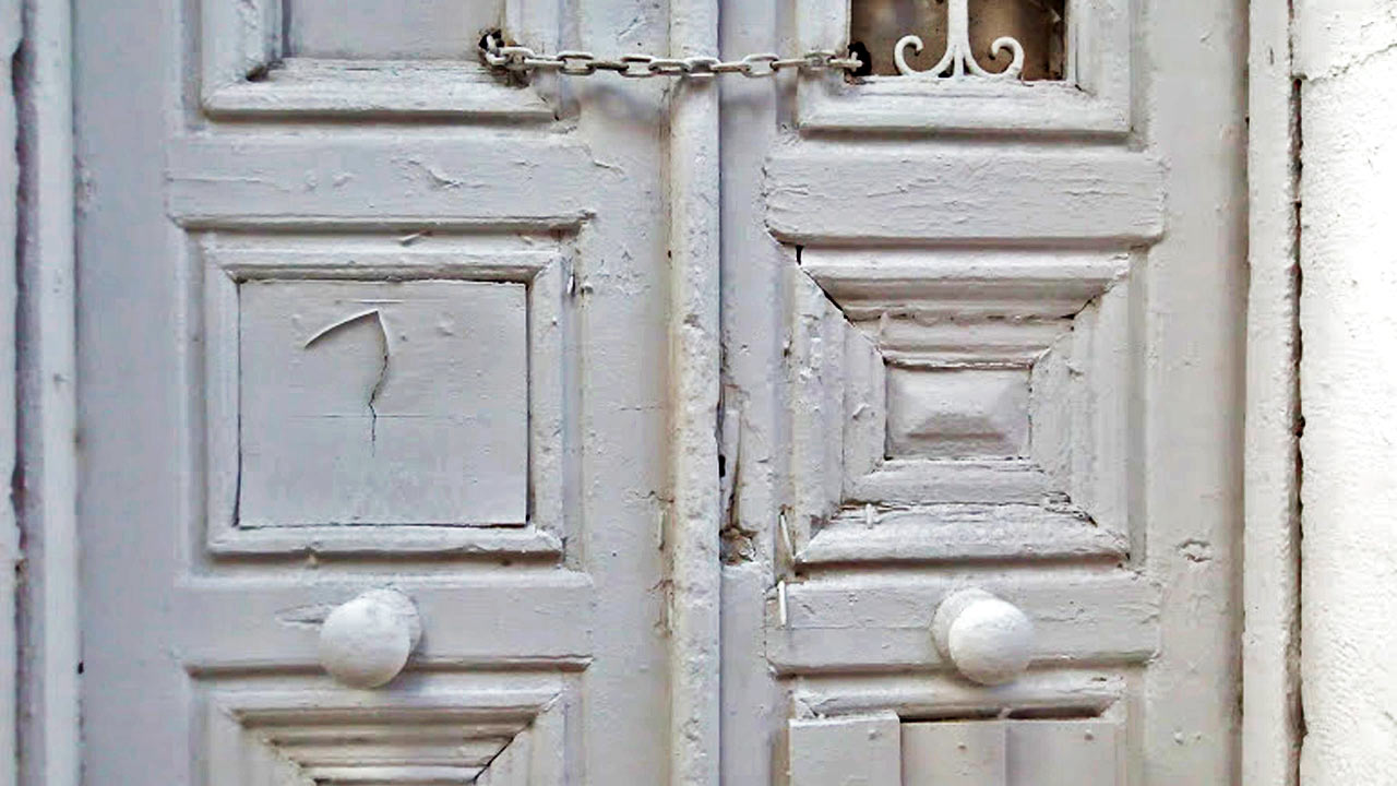 Κλειδωμένα όλα - Εσύ σε ποια πλευρά είσαι;