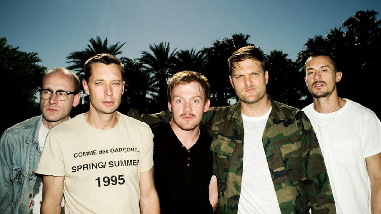 COLD WAR KIDS – LOVE IS MYSTICAL