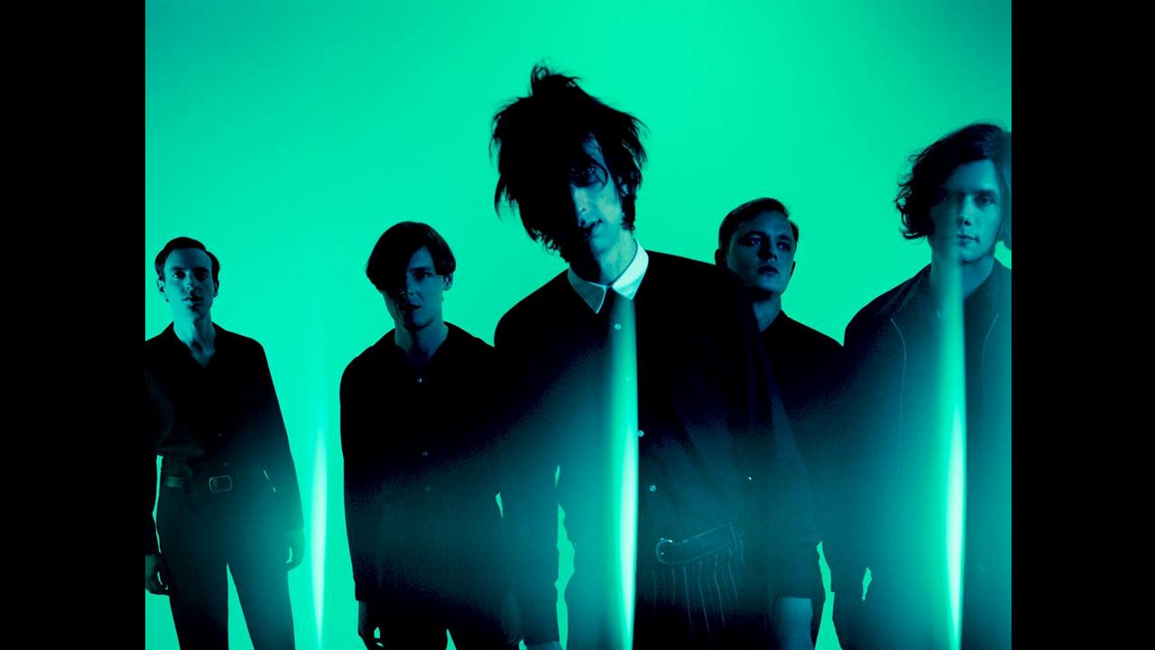 THE HORRORS – SOMETHING TO REMEMBER ME BY