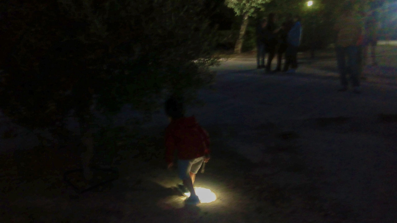 Άρεως: Φώτα παντού
