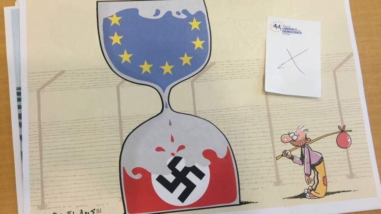λογοκρισία σε Έλληνες σκιτσογράφους