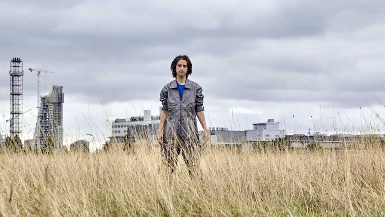 JAMES HOLDEN
