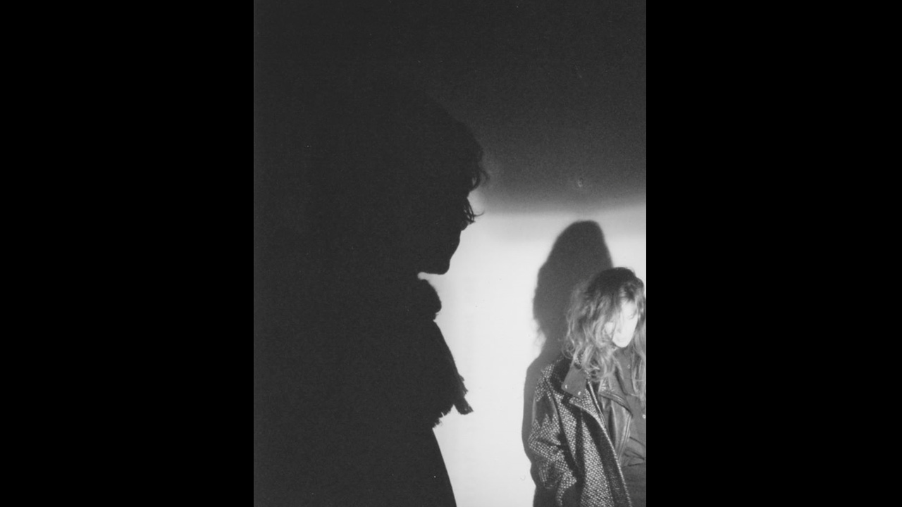 BEACH HOUSE – DARK SPRING