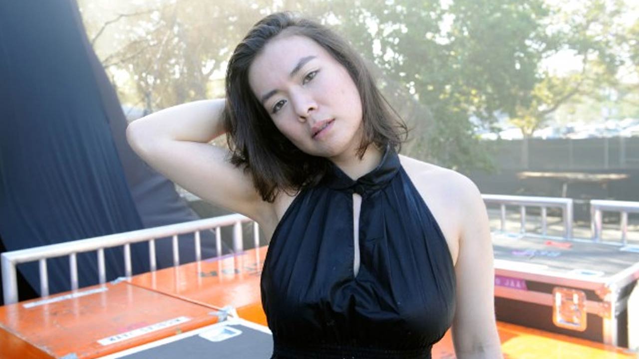 MITSKI - NOBODY