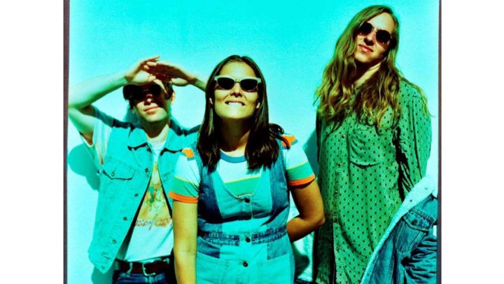 MIDDLE KIDS – SALT EYES