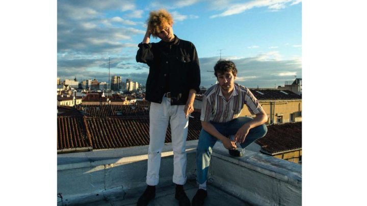 THE PARROTS - CIGARETTE BURNS