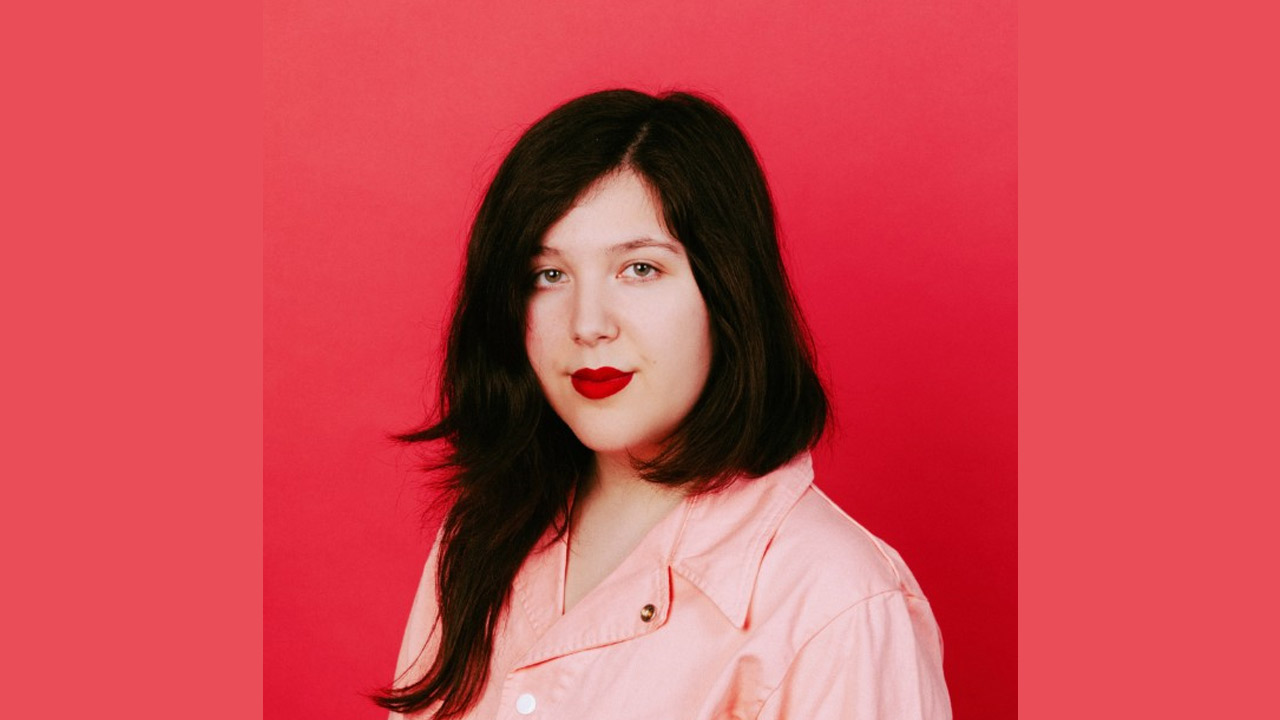 LUCY DACUS - LA VIE EN ROSE