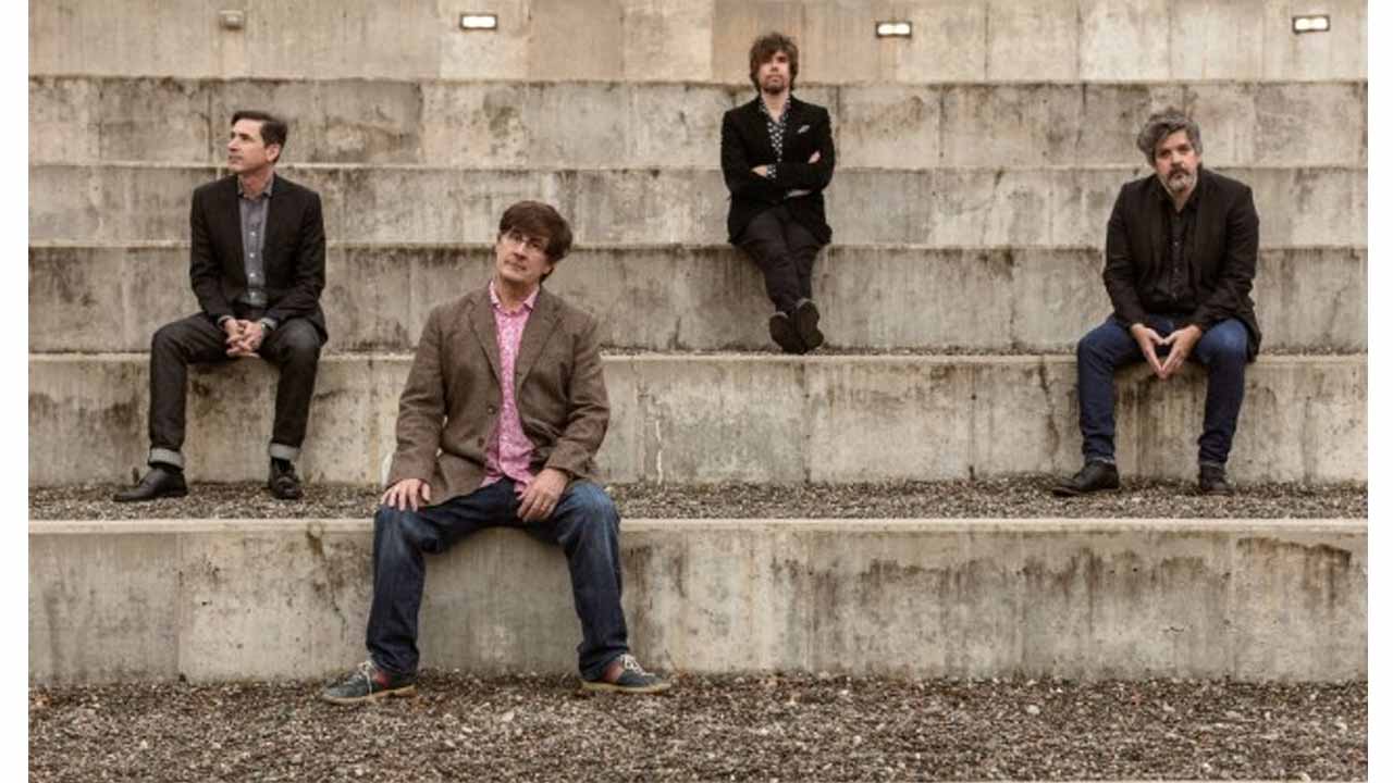 THE MOUNTAIN GOATS - CADAVER SNIFFING DOG
