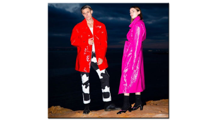 CONFIDENCE MAN - DOES IT MAKE YOU FEEL GOOD?