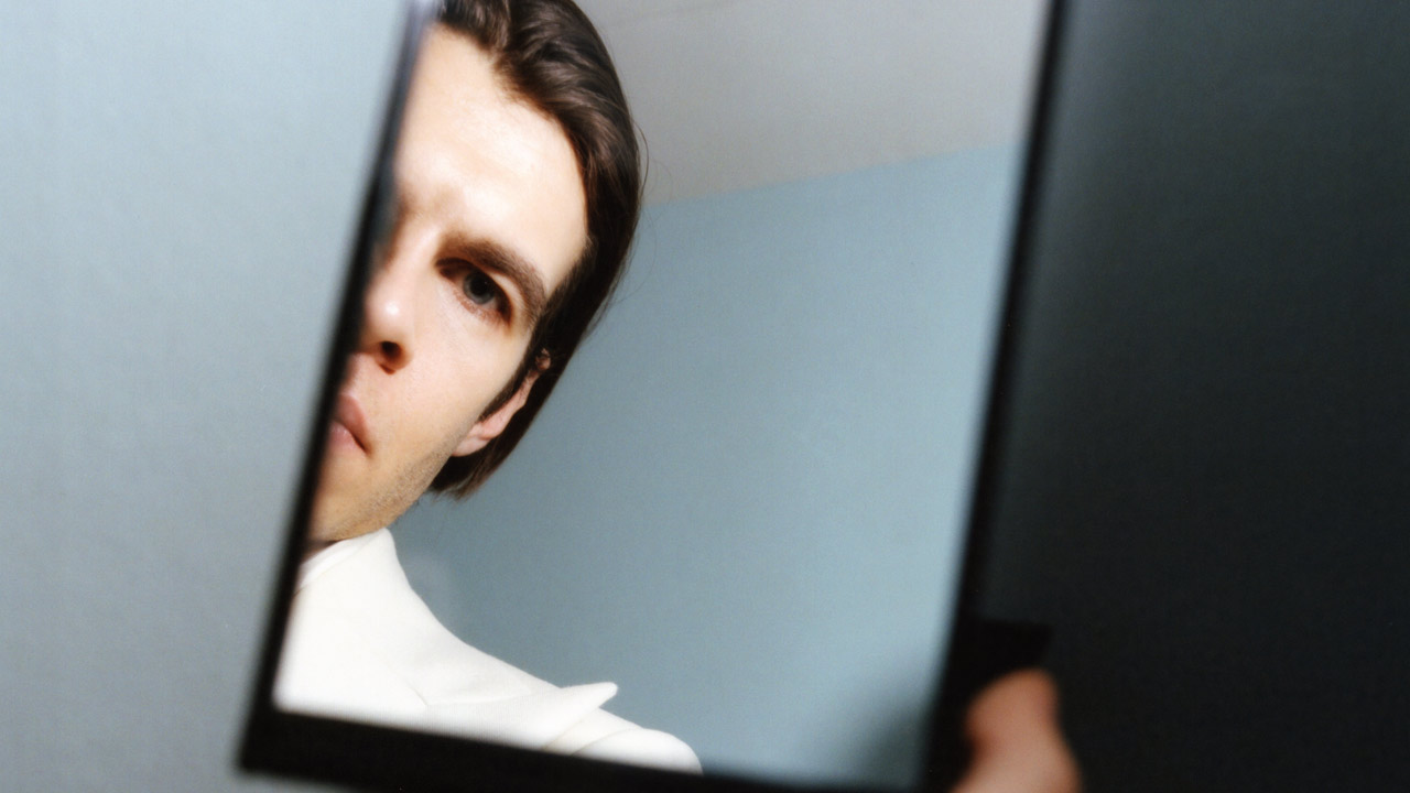 JAMES RIGHTON - THE PERFORMER