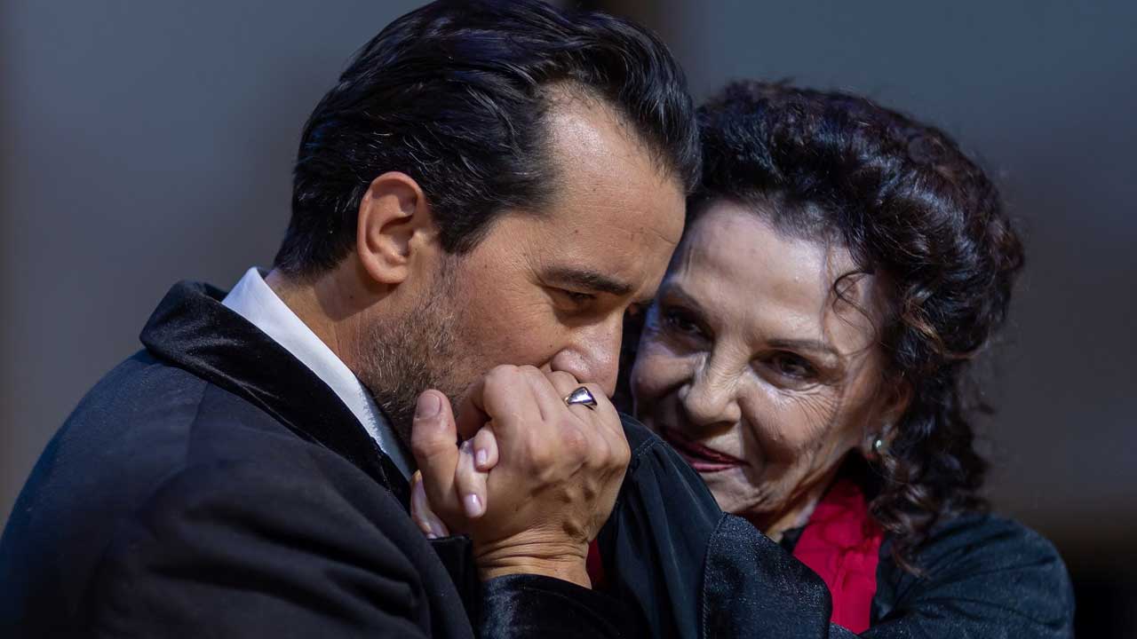 ΙΣΤΟΡΙΑ ΧΩΡΙΣ ΟΝΟΜΑ