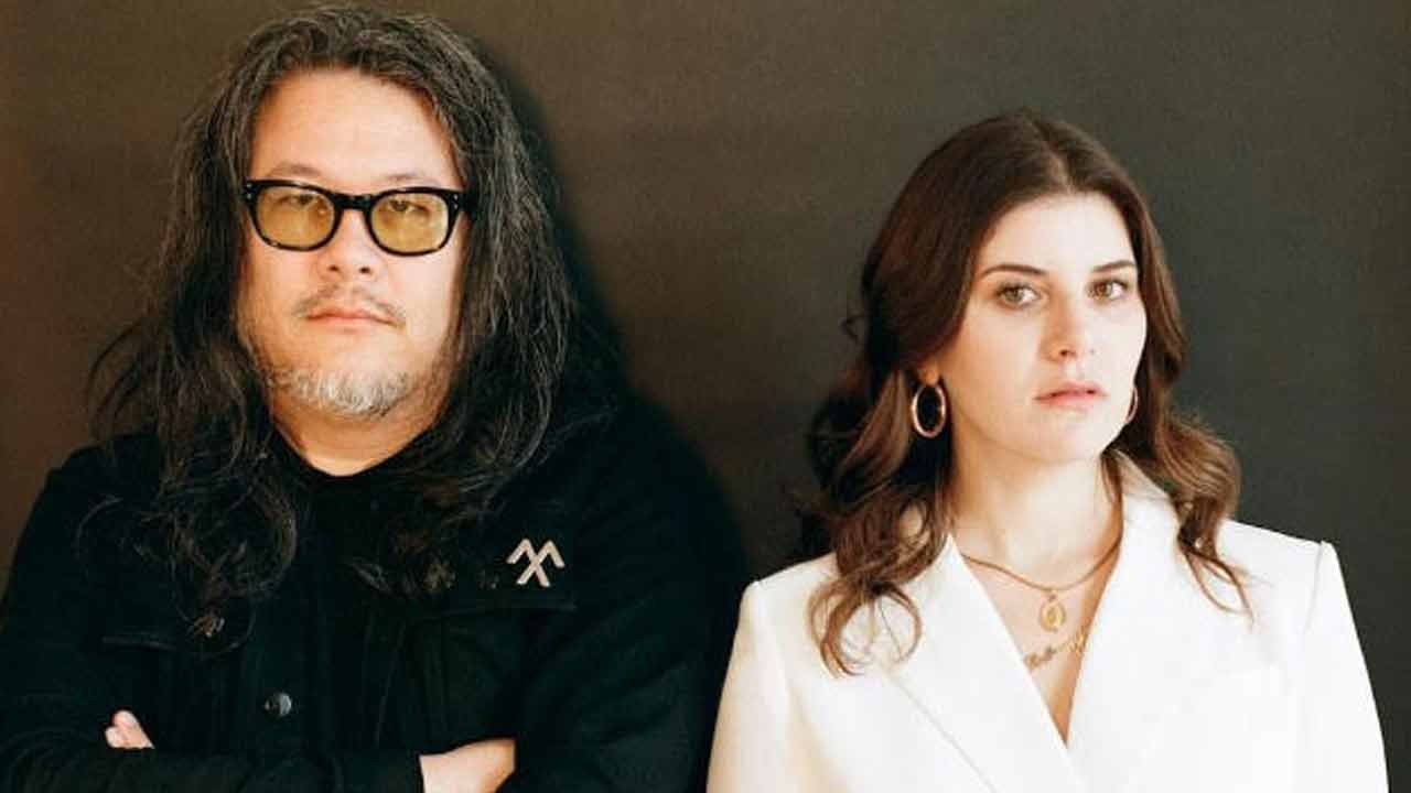 BEST COAST - DIFFERENT LIGHT