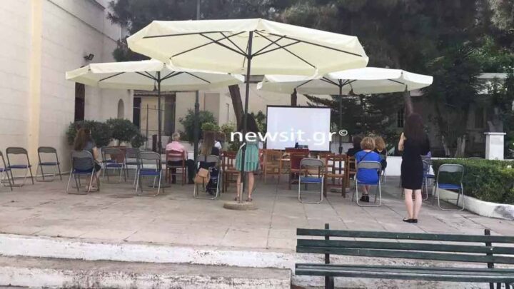 γιγαντοοθόνες