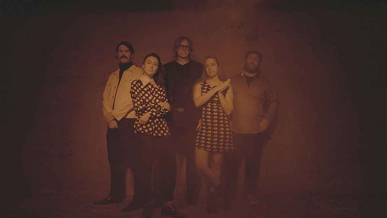 BESNARD LAKES