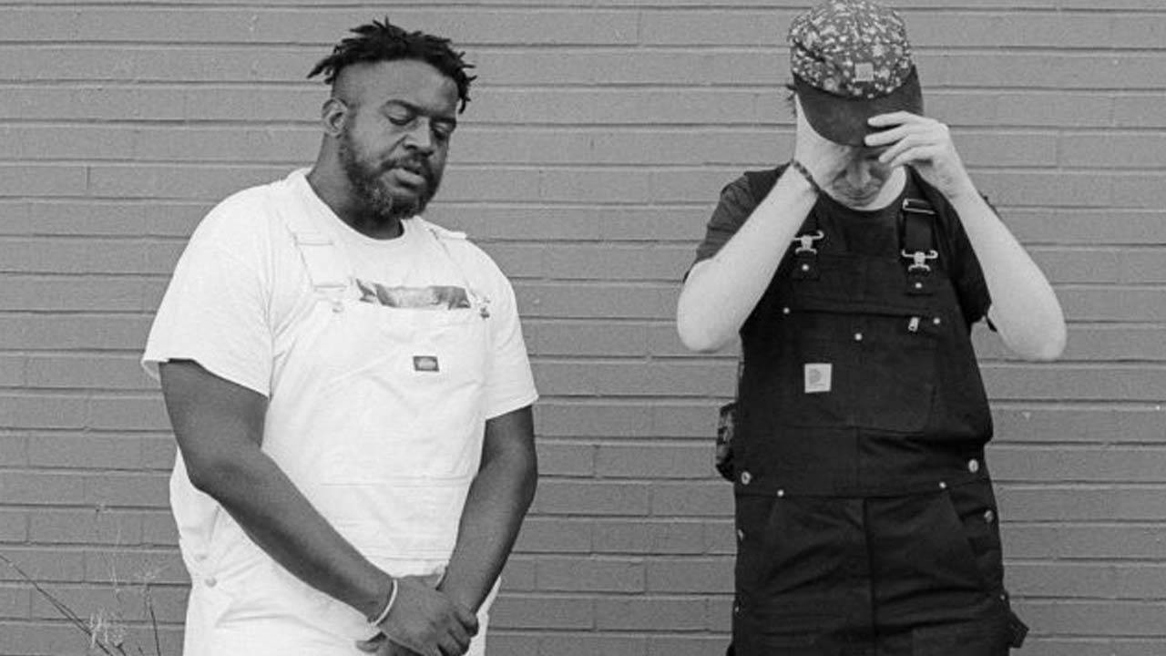 SMALL BILLS – ET DIAMOND