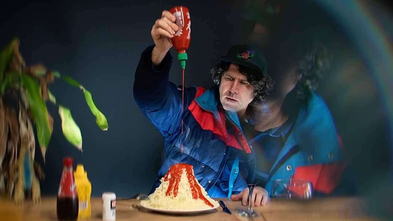 GRUFF RHYS – LOAN YOUR LONELINESS